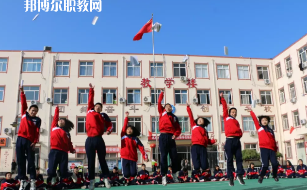 衡水兆華科技中專學校2022年報名條件、招生要求、招生對象