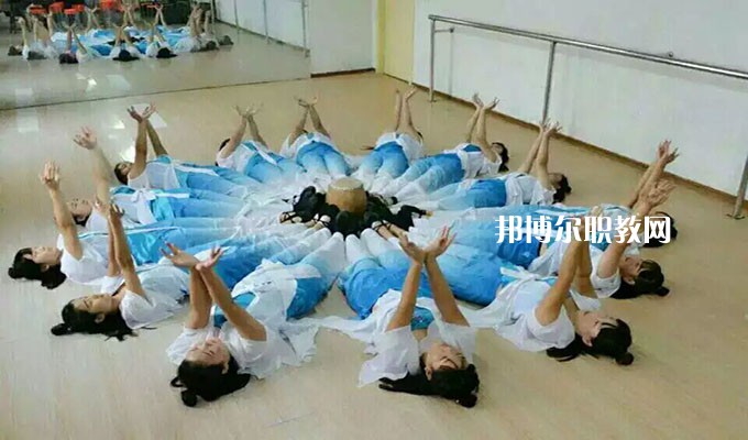 保定市職業(yè)技術(shù)教育中心2022年報(bào)名條件、招生要求、招生對象