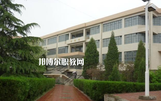 涼山勞動職業(yè)技術學校招生辦聯系電話