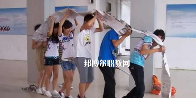成都金海洋創(chuàng)意產(chǎn)業(yè)職業(yè)技術(shù)學(xué)校2022年學(xué)費(fèi)、收費(fèi)多少