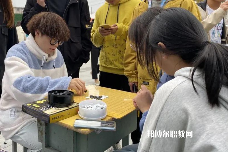 江蘇汽車(chē)技師學(xué)院2022年招生簡(jiǎn)章