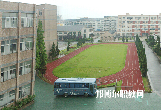 揚(yáng)州市弘揚(yáng)中等專業(yè)學(xué)校2022年報(bào)名條件、招生要求、招生對(duì)象