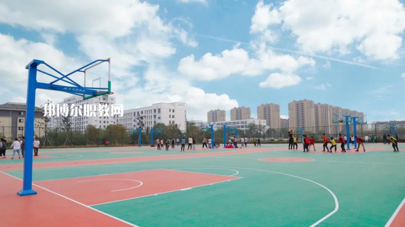 揚(yáng)州高等職業(yè)技術(shù)學(xué)校2022年報名條件、招生要求、招生對象