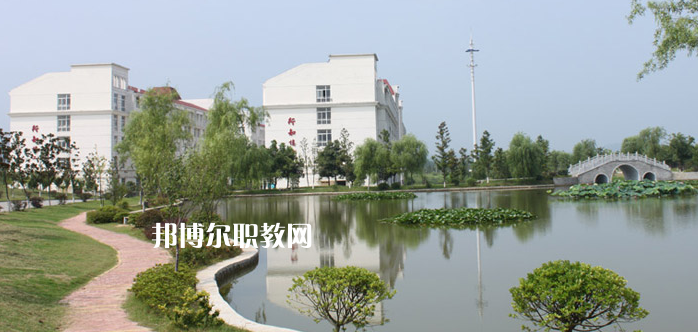 安徽合肥信息工程學校2022年招生辦聯(lián)系電話