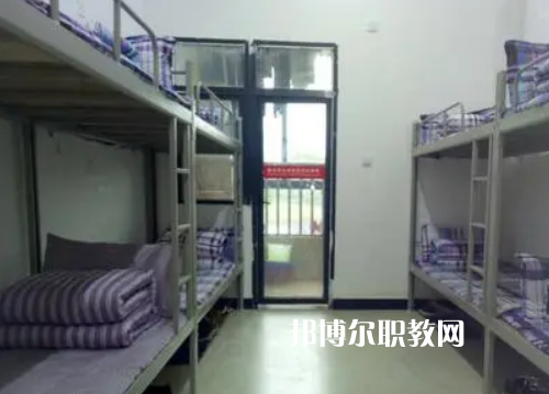 重慶工貿(mào)技師學院2022年宿舍條件