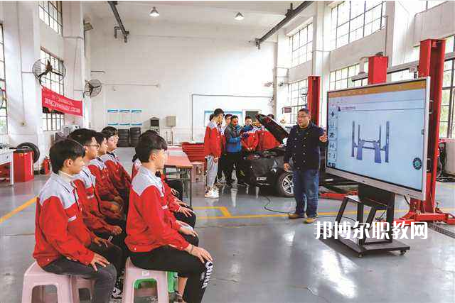 重慶機械技師學院2022年招生簡章