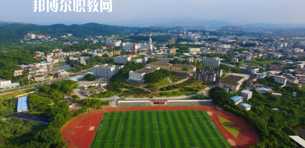 廣東省梅州市衛(wèi)生職業(yè)技術(shù)學(xué)校2022年報(bào)名條件、招生要求、招生對(duì)象