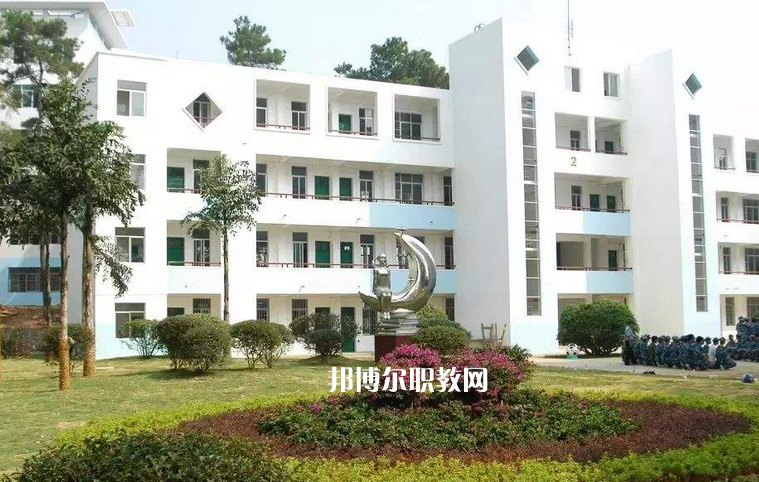 桂林旅游職業(yè)中等專業(yè)學(xué)校2022年報(bào)名條件、招生要求、招生對(duì)象