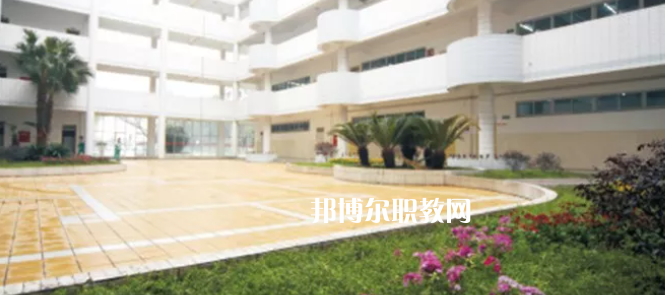 成都市現代制造職業(yè)技術學校2022年招生簡章