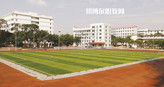 廣西工業(yè)技師學(xué)院2022年報名條件、招生要求、招生對象
