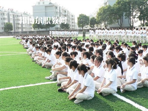安慶工業(yè)學(xué)校2022年報名條件、招生要求、招生對象