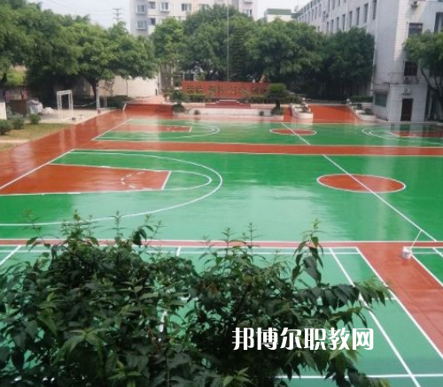 重慶華為技工學(xué)校2022年報(bào)名條件、招生要求、招生對象