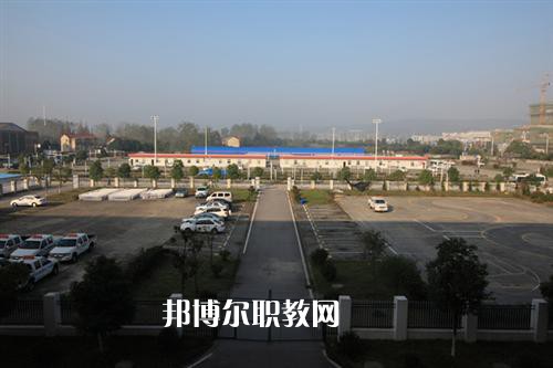 安徽滁州技師學(xué)院2022年報名條件、招生要求、招生對象
