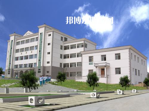 嵩明縣職業(yè)高級(jí)中學(xué)2022年報(bào)名條件、招生要求、招生對(duì)象