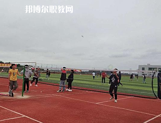 昆明醫(yī)藥職業(yè)技術(shù)學校2022年招生簡章