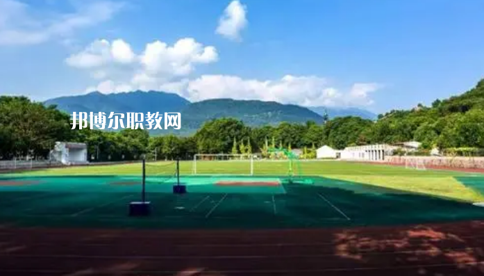 四川食品藥品學(xué)校2022年報(bào)名條件、招生要求、招生對(duì)象