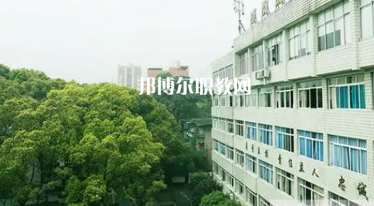 德宏州中等職業(yè)學(xué)校2022年學(xué)費(fèi)、收費(fèi)多少