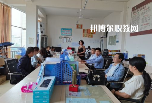 石家莊市城鄉(xiāng)建設學校2022年招生辦聯(lián)系電話