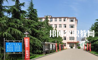 昆明臺(tái)湘科技學(xué)校2022年報(bào)名條件、招生要求、招生對(duì)象