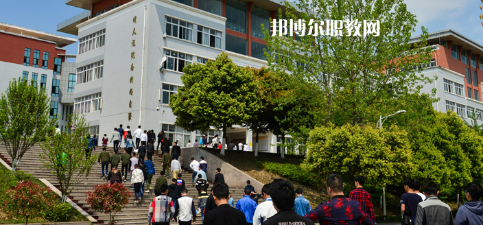 綿陽晟弘科技職業(yè)技術(shù)學校地址在哪里