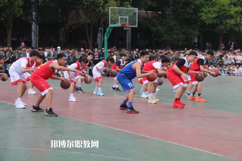 楚雄醫(yī)藥高等?？茖W校2022年招生辦聯系電話