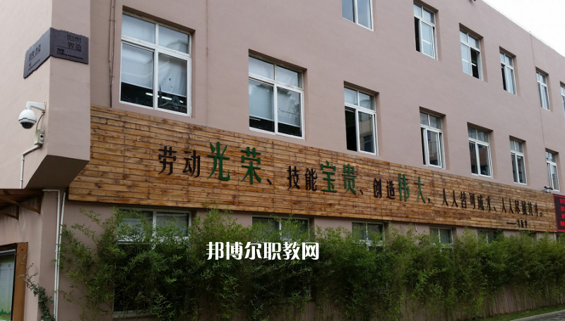 龍灣區(qū)職業(yè)技術(shù)學(xué)校教育集團學(xué)校2022年招生辦聯(lián)系電話
