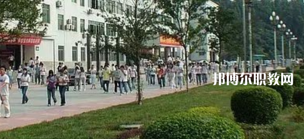 綿陽(yáng)職業(yè)技術(shù)學(xué)院中專部地址在哪里