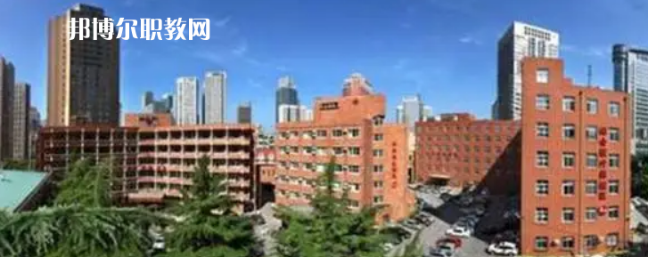 大連鐵路衛(wèi)生學校2022年報名條件、招生要求、招生對象