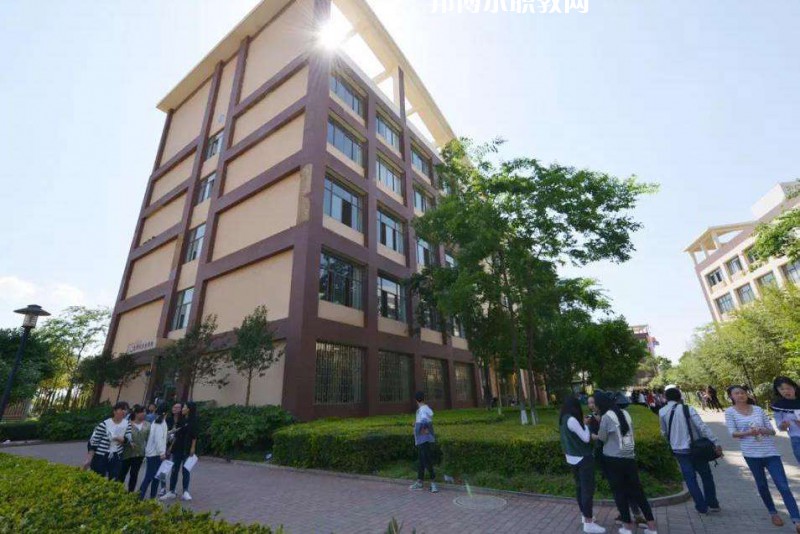 云南商務(wù)職業(yè)學(xué)院2022年報(bào)名條件、招生要求、招生對(duì)象