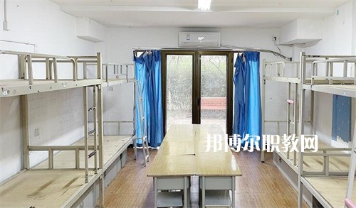 四川外國(guó)語大學(xué)成都學(xué)院中高職銜接部2022年宿舍條件