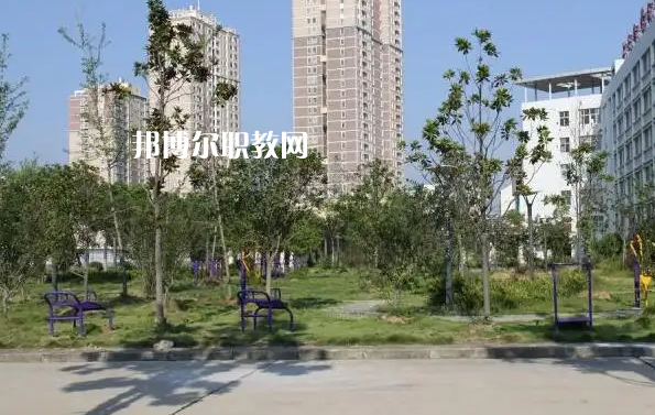 安陸中等職業(yè)技術(shù)學(xué)校2022年報(bào)名條件、招生要求、招生對(duì)象