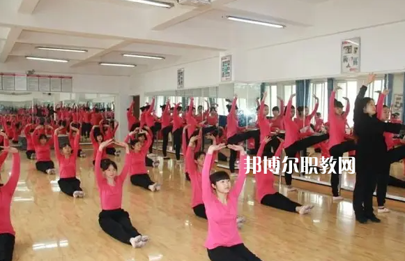 天府成人中等專業(yè)學校2022年怎么樣、好不好