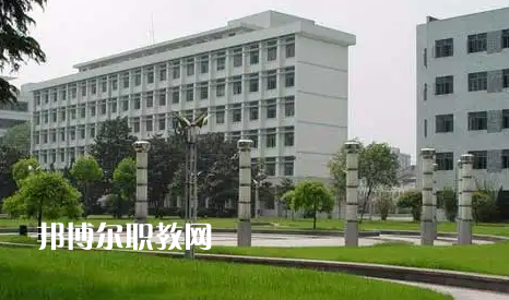 湖北旅游學(xué)校2022年報(bào)名條件、招生要求、招生對(duì)象