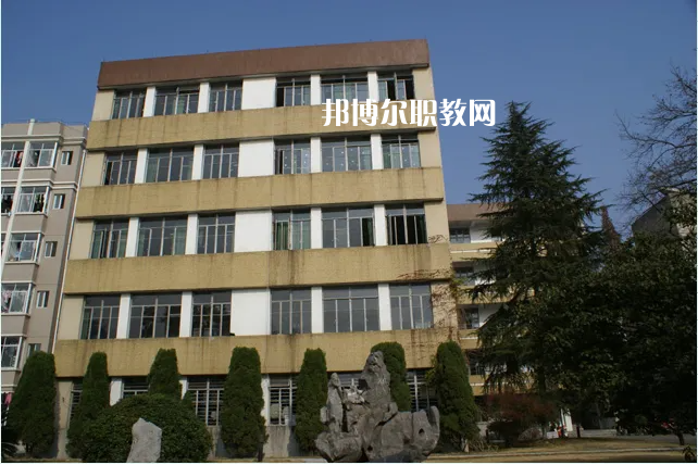 麗水市中等專(zhuān)業(yè)學(xué)校2022年網(wǎng)站網(wǎng)址