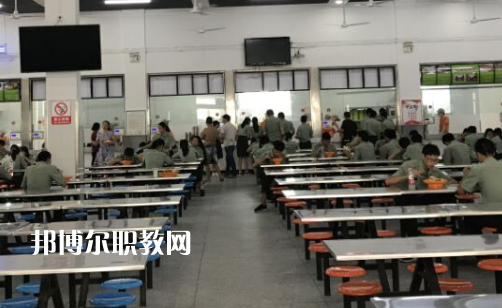 湖北十堰職業(yè)技術(shù)集團學(xué)校2022年宿舍條件