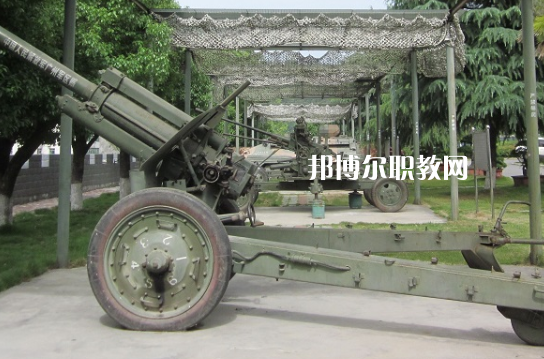 湖北十堰職業(yè)技術(shù)集團(tuán)學(xué)校2022年報名條件、招生要求、招生對象