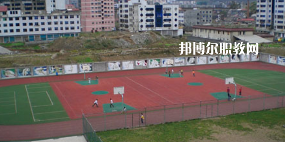 2023年萬源市職業(yè)高級中學學費、收費多少