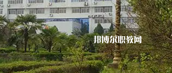 南京華東信息工程技工學校地址在哪里，哪個地區(qū)，哪個城市?