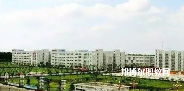 江蘇省高郵中等專業(yè)學(xué)校地址在哪里，哪個(gè)地區(qū)，哪個(gè)城市?