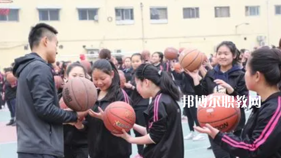 西安市明珠職業(yè)學(xué)校地址在哪里，哪個地區(qū)，哪個城市?