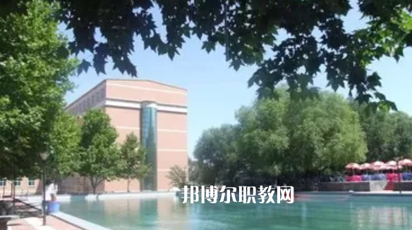 陜西長(zhǎng)城科技技術(shù)學(xué)校地址，乘車路線