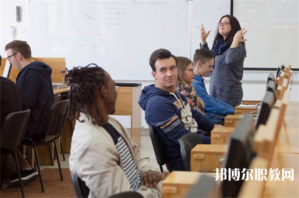 廣西工藝美術學校有哪些招生專業(yè)（2023年）