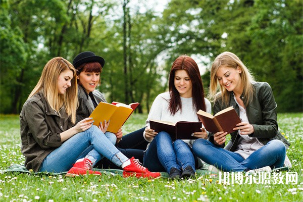 新鄉(xiāng)工業(yè)學(xué)校有哪些招生專業(yè)(2023年) 新鄉(xiāng)工業(yè)學(xué)校有哪些招生專業(yè)(2023年)