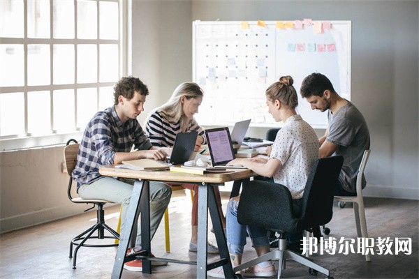 甘肅寧縣職業(yè)中等專業(yè)學(xué)校有哪些招生專業(yè)(2024年) 甘肅寧縣職業(yè)中等專業(yè)學(xué)校有哪些招生專業(yè)(2024年)