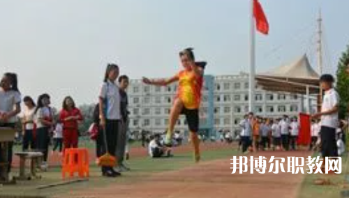 2023沙河市職業(yè)技術(shù)學(xué)校多少錢 沙河市職業(yè)技術(shù)學(xué)校各專業(yè)學(xué)費收費標準