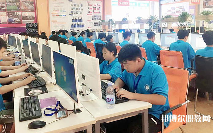 貴陽市新華電腦中等職業(yè)學校怎么樣、好不好