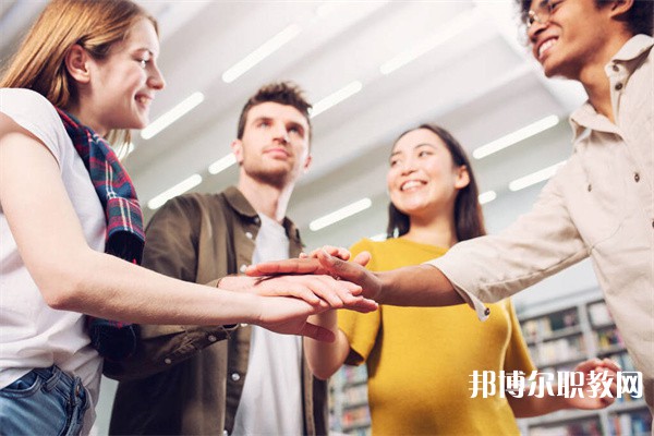 河北哪里的中職學(xué)校能讀汽車整車與配件營(yíng)銷專業(yè) 河北哪里的中職學(xué)校能讀汽車整車與配件營(yíng)銷專業(yè)