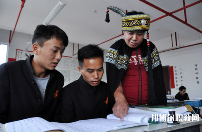 2023貴州省畢節(jié)彝文雙語(yǔ)職業(yè)學(xué)校招生計(jì)劃 招生人數(shù)是多少(附要求、條件、對(duì)象)