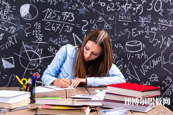 浙江哪里的中職學(xué)校能讀珠寶鑒定及營(yíng)銷(xiāo)專(zhuān)業(yè) 浙江哪里的中職學(xué)校能讀珠寶鑒定及營(yíng)銷(xiāo)專(zhuān)業(yè)