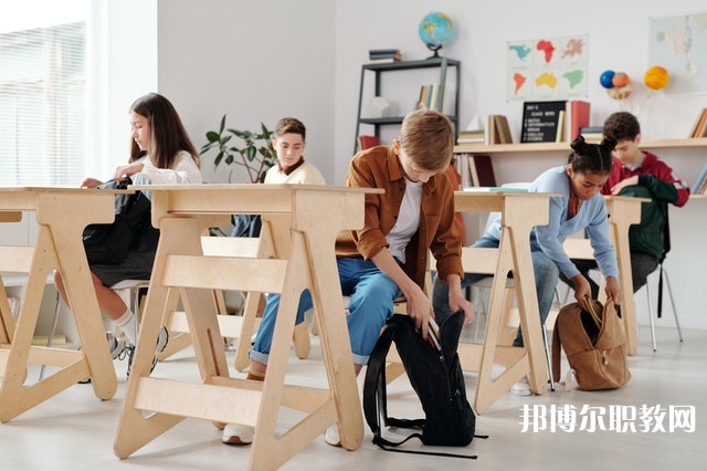 山東哪里的職業(yè)學(xué)校能讀農(nóng)村經(jīng)濟(jì)與管理專業(yè) 山東哪里的職業(yè)學(xué)校能讀農(nóng)村經(jīng)濟(jì)與管理專業(yè)